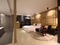 Jeonju Deokjindong Hotel Wannabe Отели рядом с достопримечательностью «Парк Токчин»
