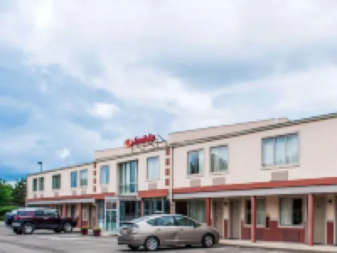 Econo Lodge Elmira-Corning Hotels in Chemung County