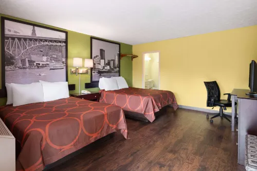 Super 8 by Wyndham Youngstown/Girard