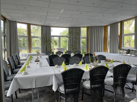 Hotel Aquarius Braunschweig Отели в г. Эркероде