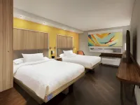 Tru by Hilton El Paso Northeast Hotel dekat Pangkalan Udara Biggs Army