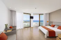 Crystal Springs Beach Hotel - balcony