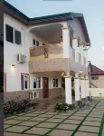 Mankessim-5Bedroom-4Bathroom-6Beds-Parking Hotels in Mankessim