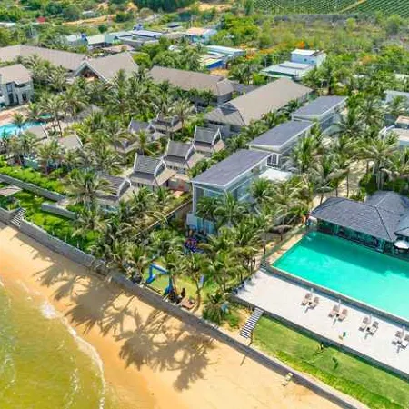Villa Del Sol Beach Resort & Spa