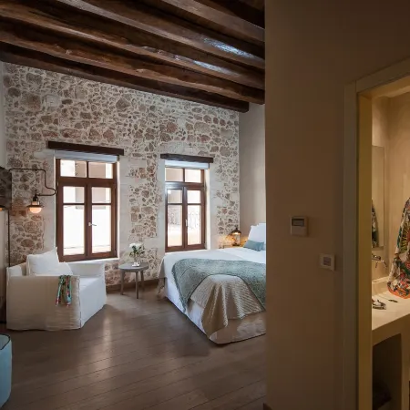 Serenissima Boutique Hotel