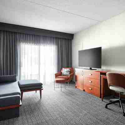 聖路易斯西港廣場萬怡酒店 Rooms