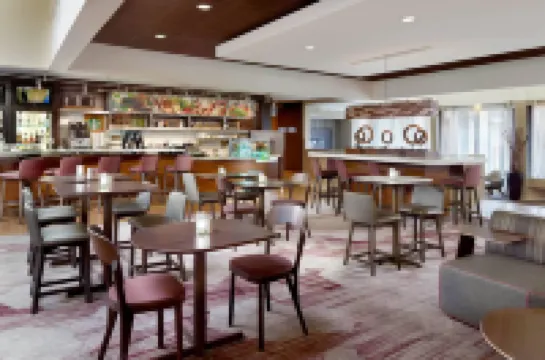 コートヤード バイ マリオット ローリー ミッドタウン