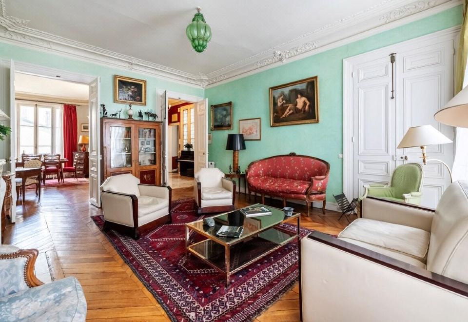 Luxury Home - Arc de Triomphe/Champs Elysees