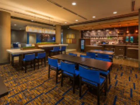 คอร์ทยาร์ด รีโน ดาวน์ทาวน์/ริเวอร์ฟรอนท์ โรงแรมในรีโน