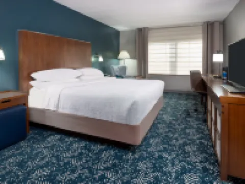 Four Points by Sheraton Huntsville Airport ハンツビルのホテル