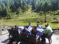 Shiva Valley Riverside Home Stay - سبا