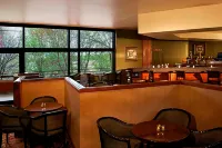 Sheraton Minneapolis West Hotel - bar