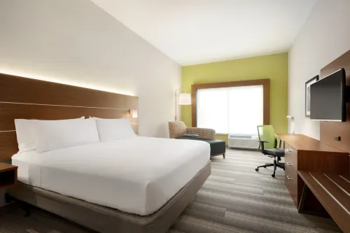 Holiday Inn Express & Suites CINCINNATI SOUTH - WILDER by IHG Hotels in Campbell County