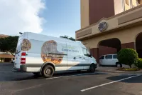DoubleTree by Hilton Hotel Dallas - Richardson - parking