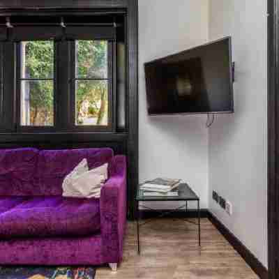 Locksbrook Lodge - Hot Tub - Spacious Outdoor Space Rooms