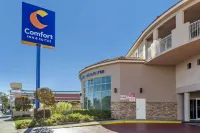 Comfort Inn & Suites Near Universal - N Hollywood - Burbank - Jacuzzi