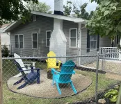 Mimi's Cottage,    Minutes away from Sports Force Parks and Cedar Point Hotels in Huron