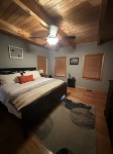 CHARMING & COZY CABIN IN BEAUTIFUL NC MOUNTAINS