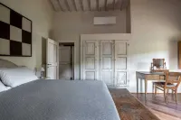 WP RELAIS BORGO VIGNALUNGA, 46 HECTARES OF LAND IN THE HEART OF VAL D'ORCIA