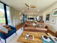 Cosy “Mod” in Clunes