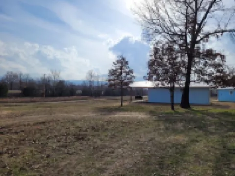 Escape To Nature’s Embrace: Uncle Joe's Creek Retreat - Ruby's Cabin