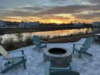 Min2Beach⛱️🌴6SeatGolfCart🔆OceanViewPools🌊BeachEquip, 🔥 Lg Patio&Firepit❤️🦮