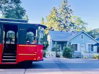 Award Winning Britt Bungalow in the Historical Heart of Jacksonville Oregon