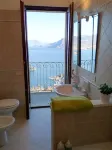 A window 4 overlooking Lake Maggiore!