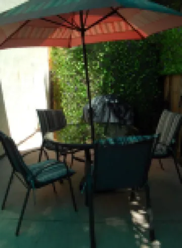 Santa Barbara Mermaid's Cove- Cozy 1-bedroom Apartment with A/C, WiFi, and W&D