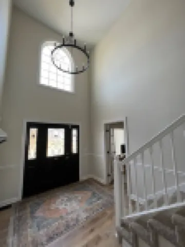 Spacious House + boat house on clear, sandy-bottom lake. Arcade + Billiards room