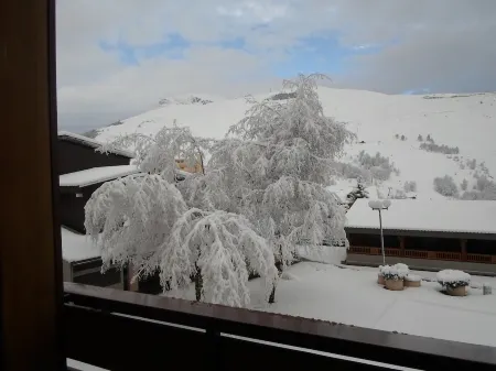 Apartment in Les Deux Alpes 1800
