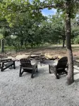 Cozy Hill Cabin 2