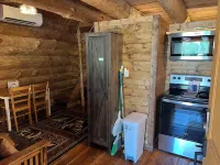 Yellow Banks Log Cabin With Waterfront Views