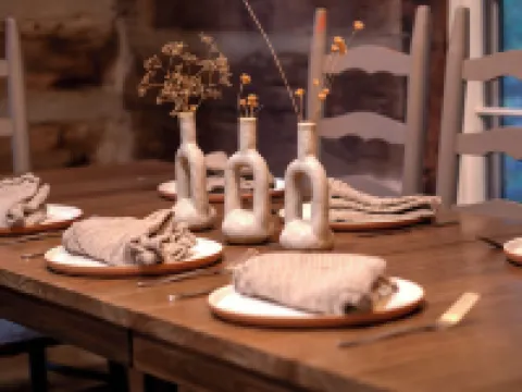 Sugar Mountain Log Cabin with Hot Tub, Fire Pit & Modern Comforts