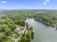 Osceola Lake Retreat minutes from Downtown, Breweries, Crafts, Equestrian Trail