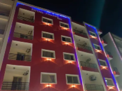 Royal Palace 30 Home