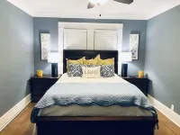 7th Ave Manor, Remodeled 1930’s Manor just minutes from Historic Downtown Laurel