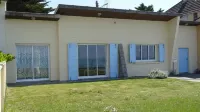 Villa on the seafront in Hauteville sur mer. West coast of Cotentin Hotels in Hauteville-sur-Mer