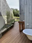 Bayorama - Water views  & close to Shops and Bay Beach