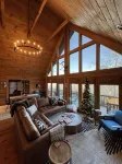 New to VRBO Cozy Sugar Hill Cabin 2 min to the slopes