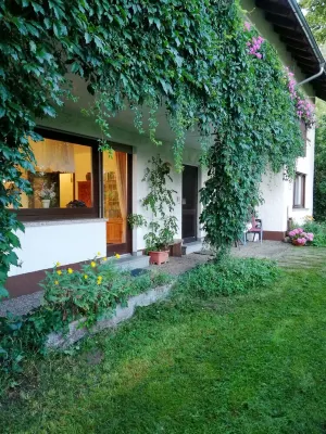 Gemütliche Ferienwohnung mit Panoramablick Hotels in Gersfeld