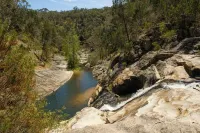 Woongarra Cottage - Tranquil Off-Grid Nature Escape in a Bush Setting