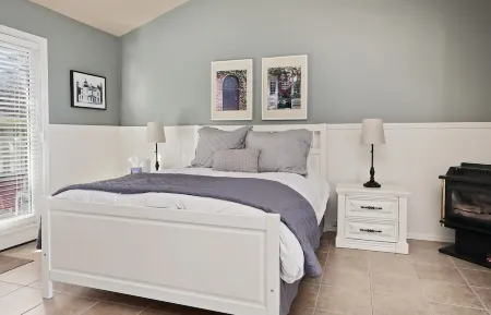 Beach Comber Cottage Отели рядом с достопримечательностью «Lavender Wind Farm»