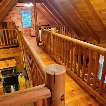 Cozy Cabin at The Reserve near Fairystone State Park