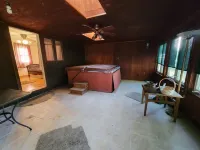 3-bedroom, fully-furnished home in the country w/enclosed backyard