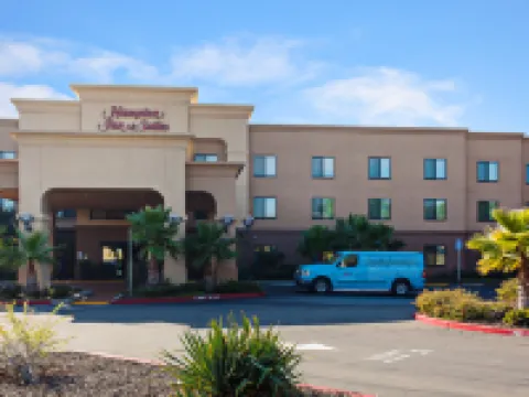 Hampton Inn & Suites Oakland Airport-Alameda Hoteles en Alameda