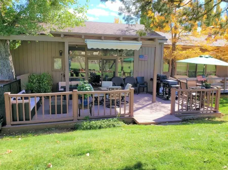 Flagstaff Condo On Golf Course - 9th Green of Continental Country Club