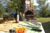 Country villa with private pool and garden great for families, groups