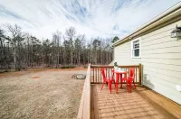 The Treehouse Private Apt 15 min to Lynchburg