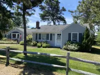Quiet, Clean West Dennis Home - Walk to Beach